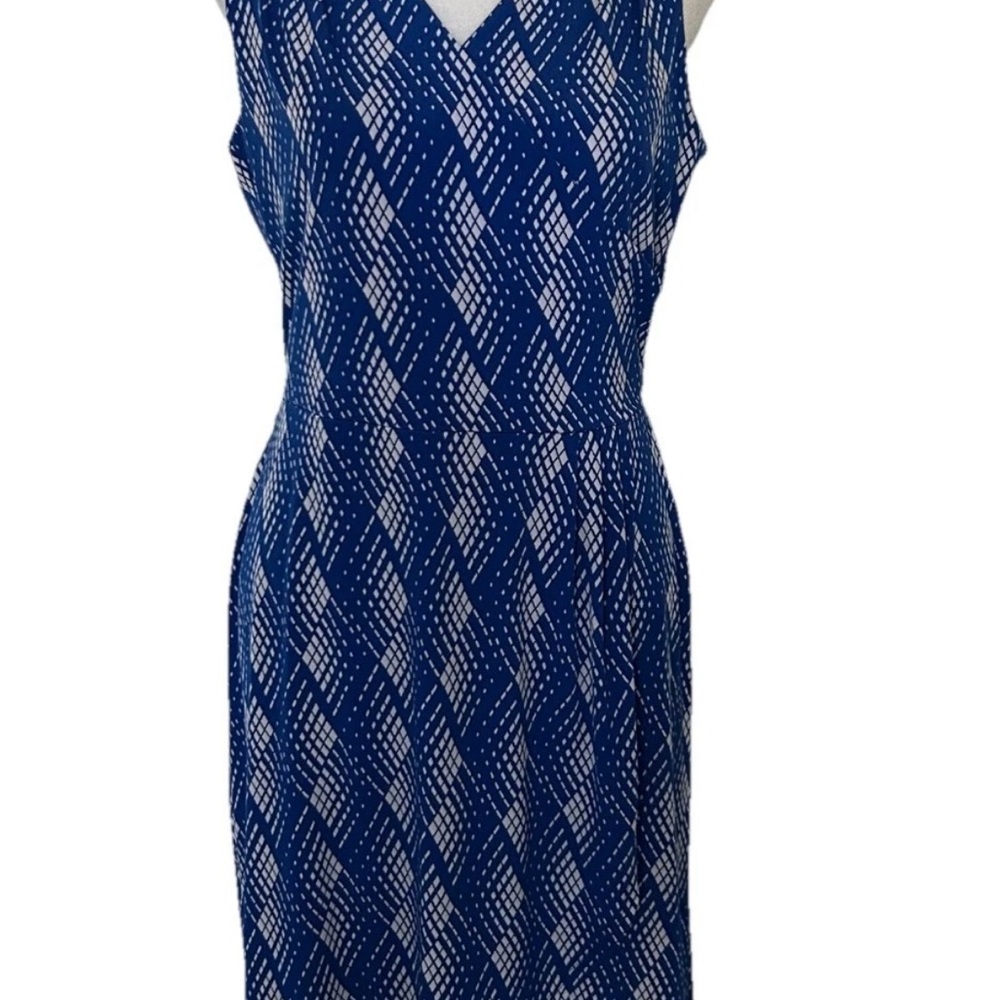 Gilli Blue and White Sleeveless Dress
